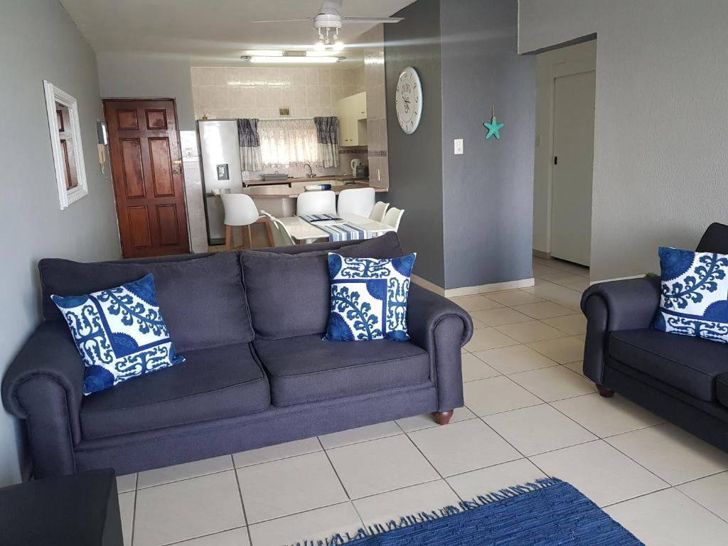 17 Isikhulu Holiday Apartment room 3