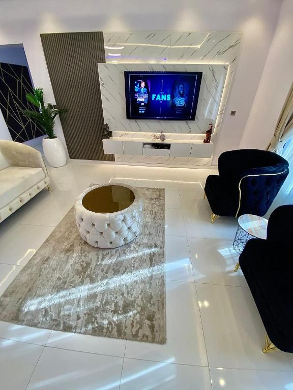 3 Bedroom at Lekki room 6