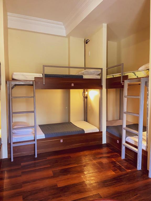 9 Hostel and Suites room 2