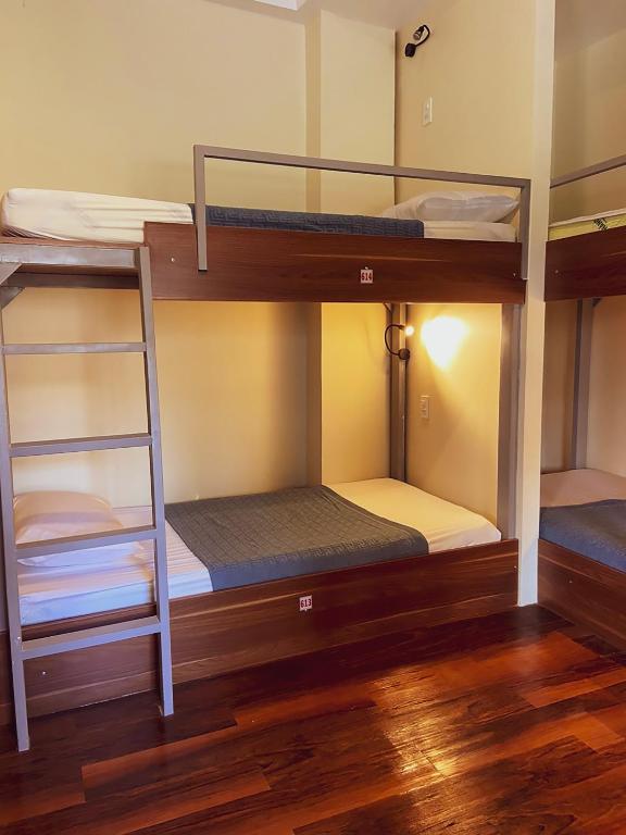 9 Hostel and Suites room 4