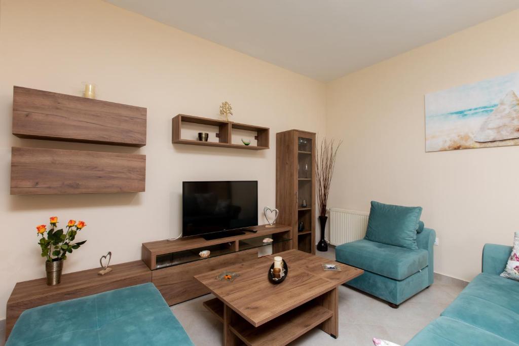 Afroditi's House room 4