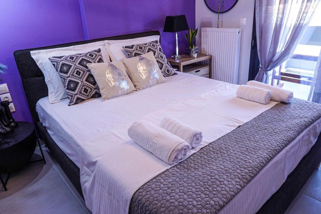 Albatross Volos Luxury Apartment room 5