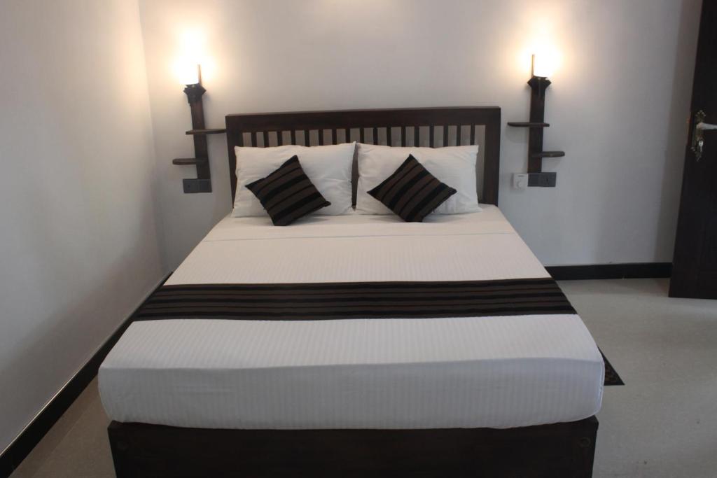 Ali Adi Lodge room 2