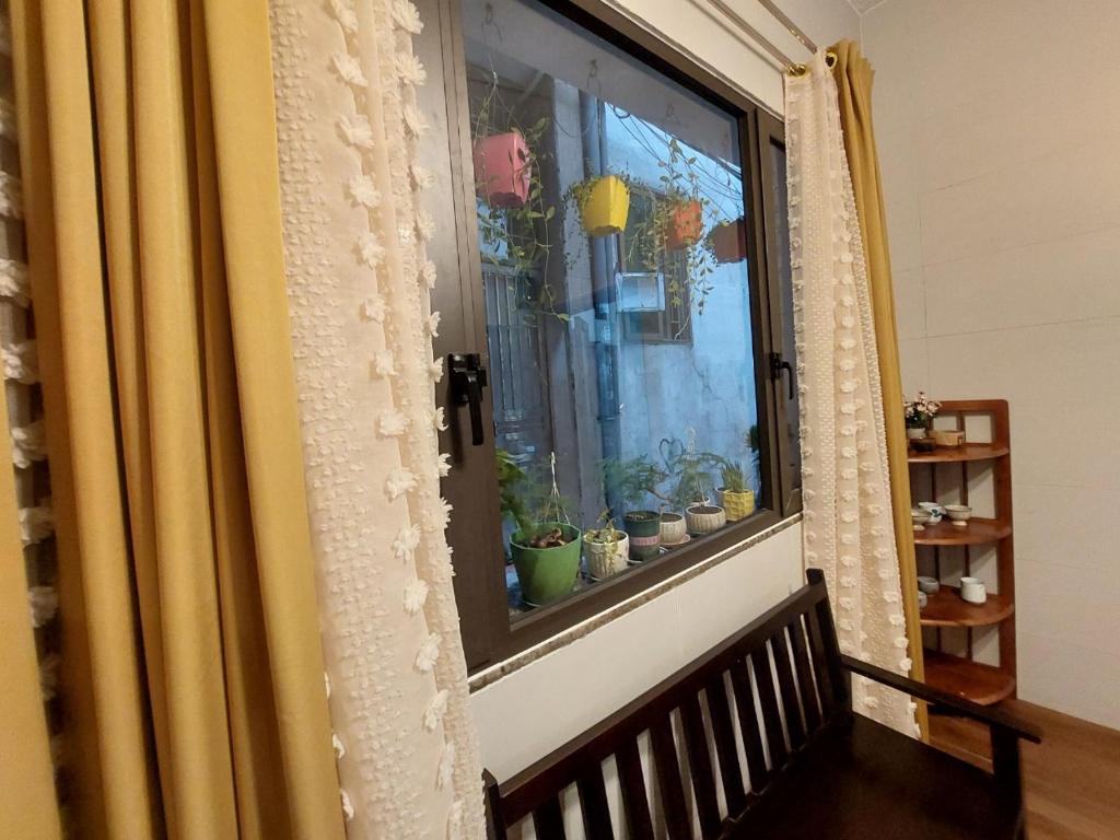 Alley Homestay room 4