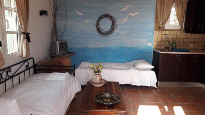 Ampelia Kythira room 4