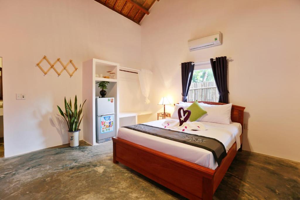 An Bang Purple Homestay room 4