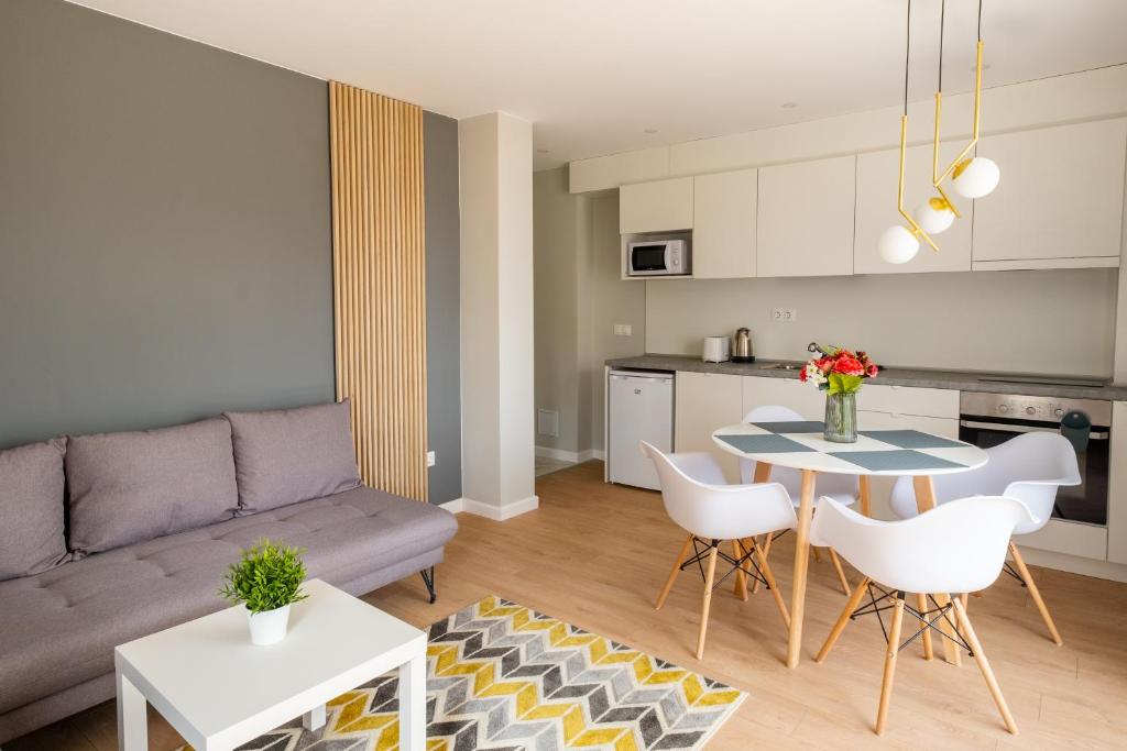 "The House" Апартаменти в Къща за гости room 6