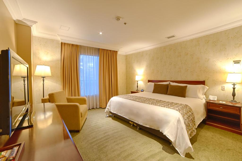 Apartamentos Dann room 6