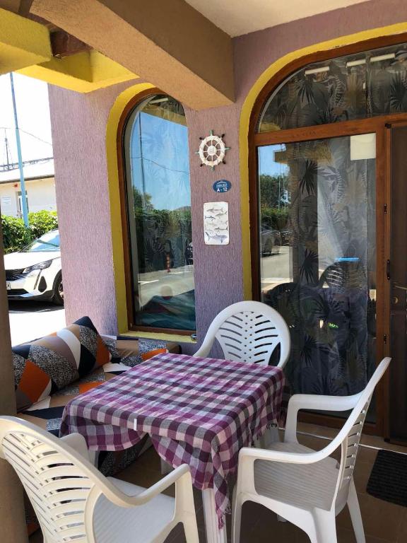 Apartment Black Sea Shark room 1