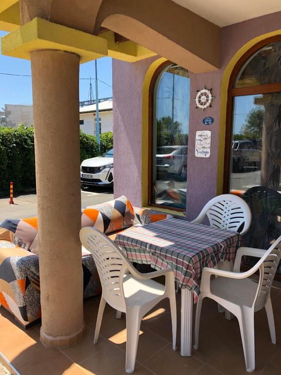 Apartment Black Sea Shark room 3