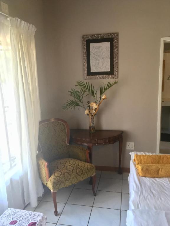 Apartment on the Olifants room 5