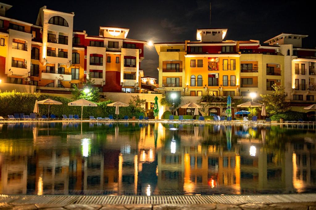 Menada Apartments in Marina Cape room 4