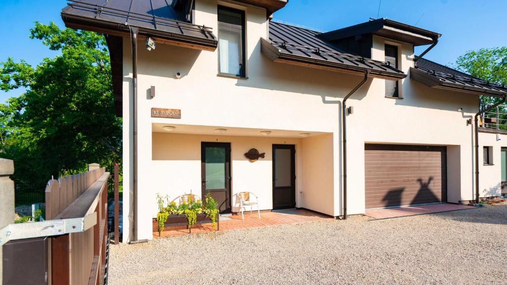 Seaside Studio Apartment THE RED FISH room 1