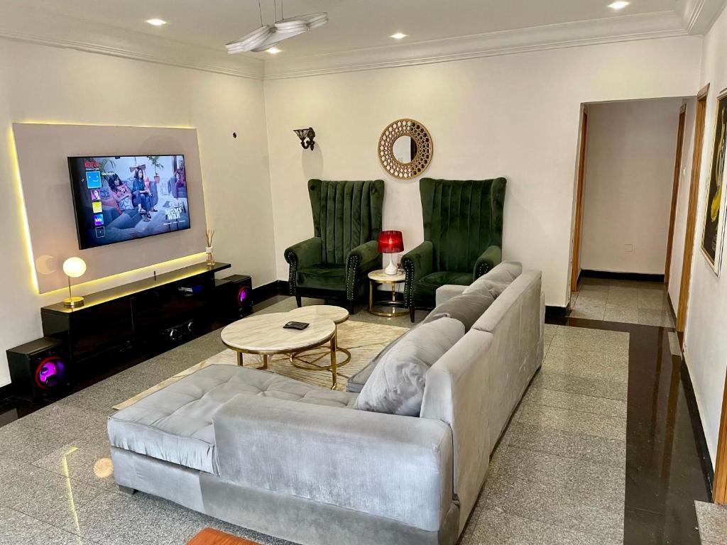 AquaView Apartments room 4