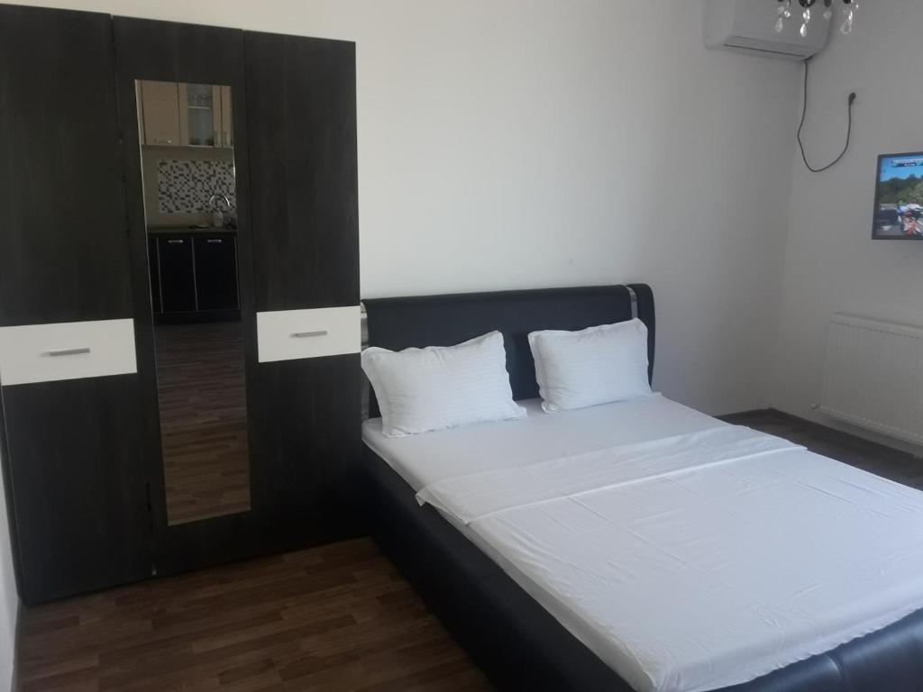 Aquazure Residence room 1