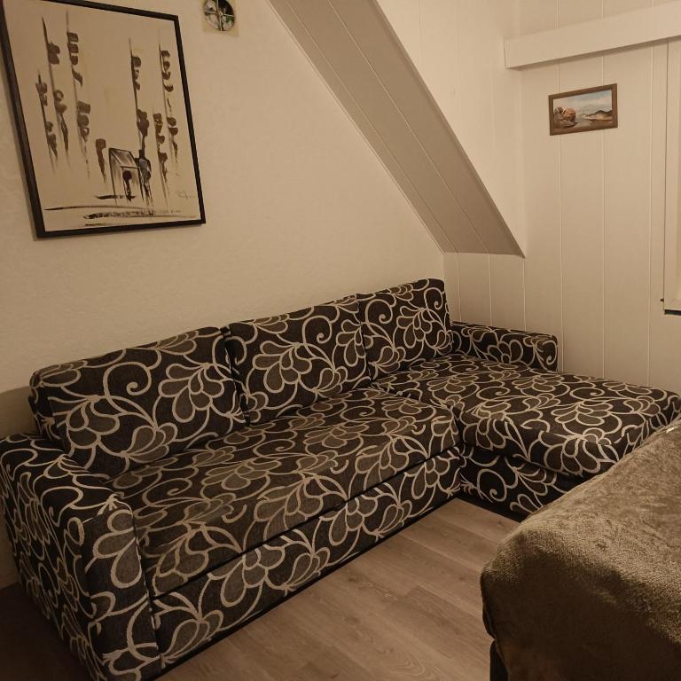 Amazing Arctic Rooms Hage room 1