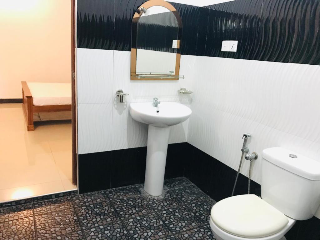 Asha Villa Weligama room 6