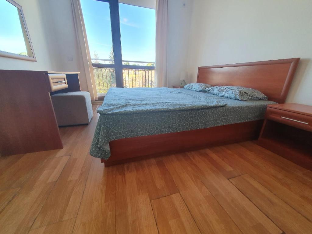 Ashton Hall room 4