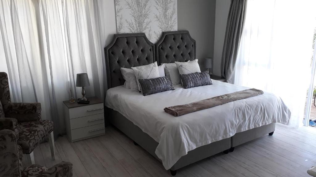 A Thyme And Plaice room 5