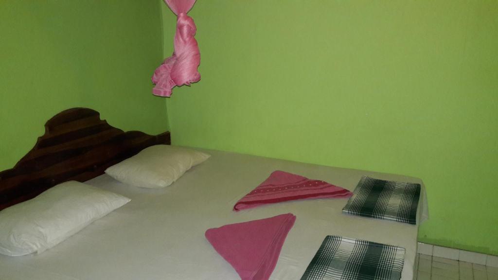 A to Z Family Guest Udawalawe room 3