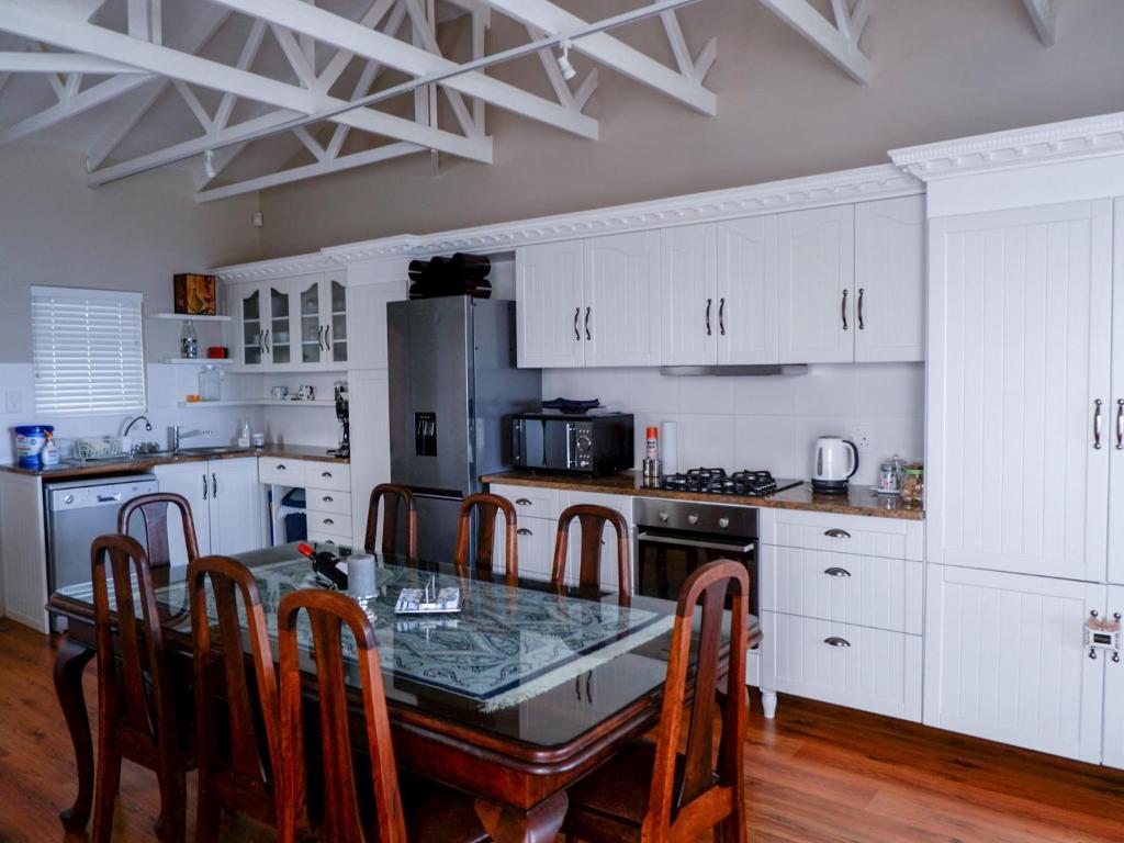 Authentic Mossel Bay room 5