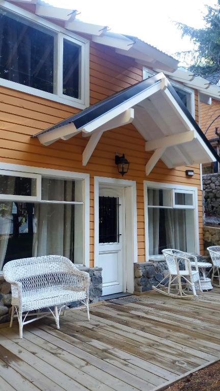 Ayelen Cabañas room 5