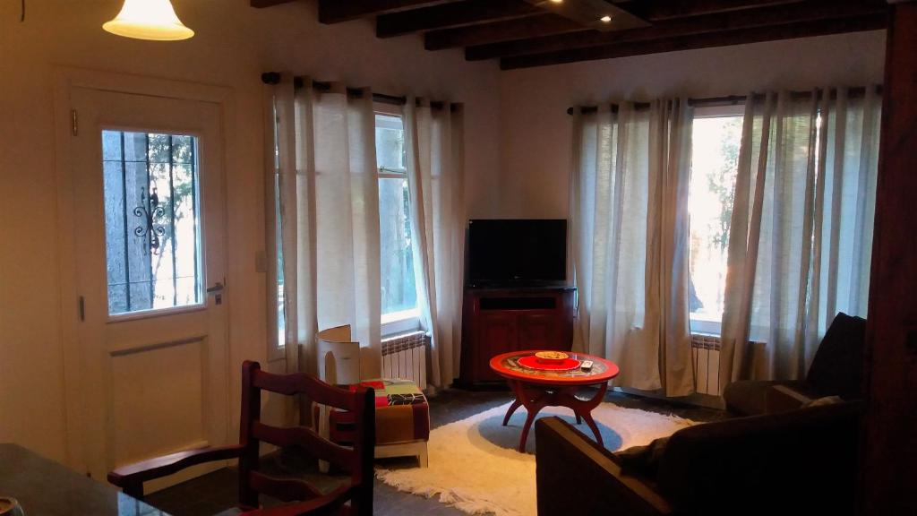 Ayelen Cabañas room 6