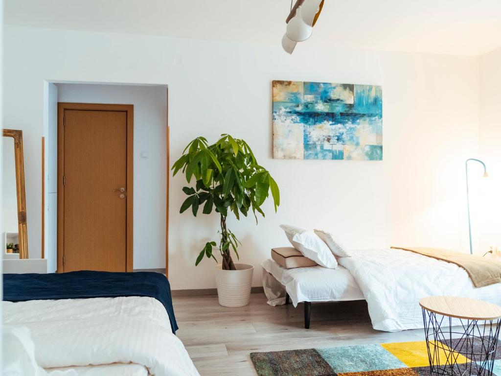 Balcescu Stylish Ultracentral Apartment room 3