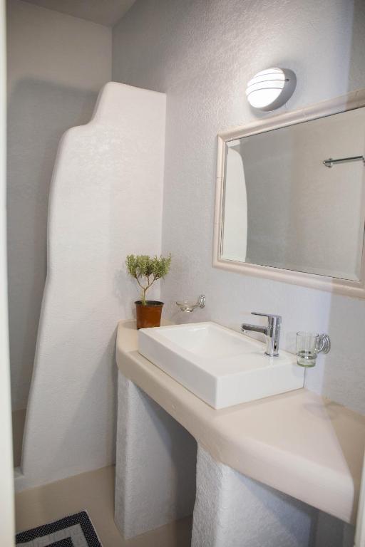 Bay View Villas room 2