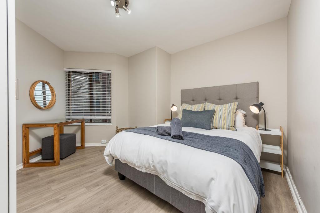 Beacon Wharf room 5