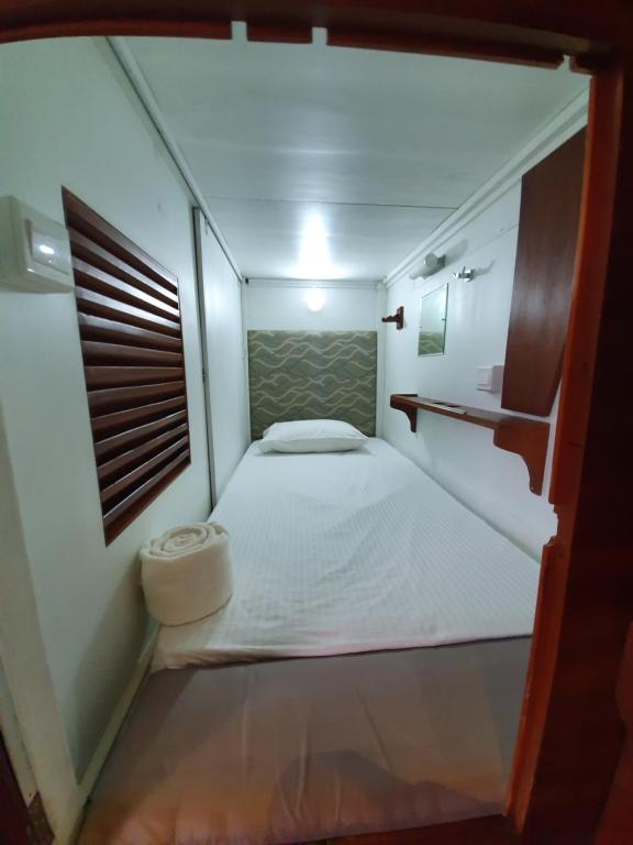 Bed Station 210 room 4