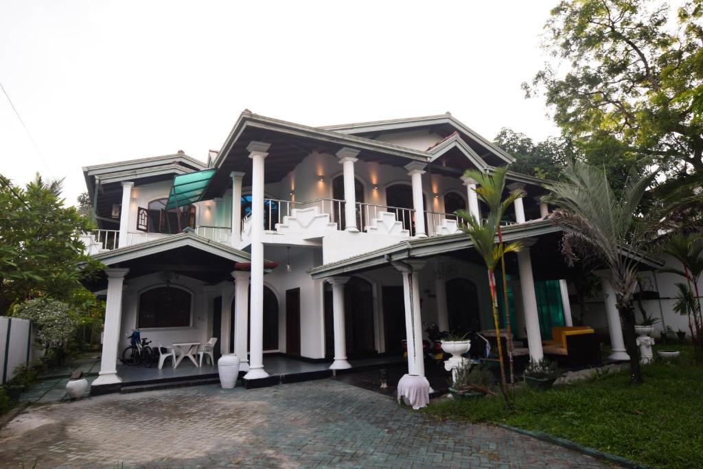 Bella Villa & Hostel room 1