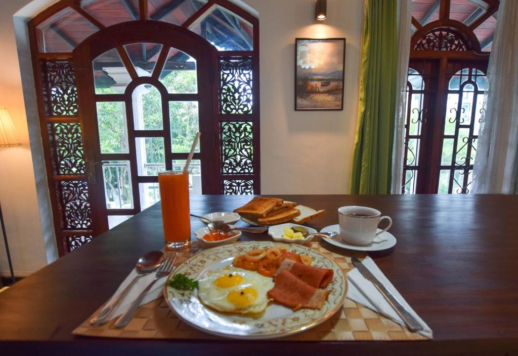 Bella Villa & Hostel room 2