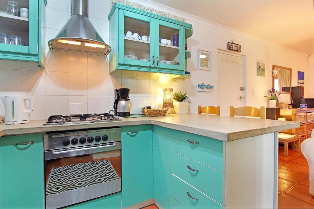 Big Bay Beach Club room 4