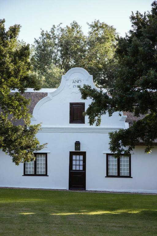 Blaauwklippen Manor room 6