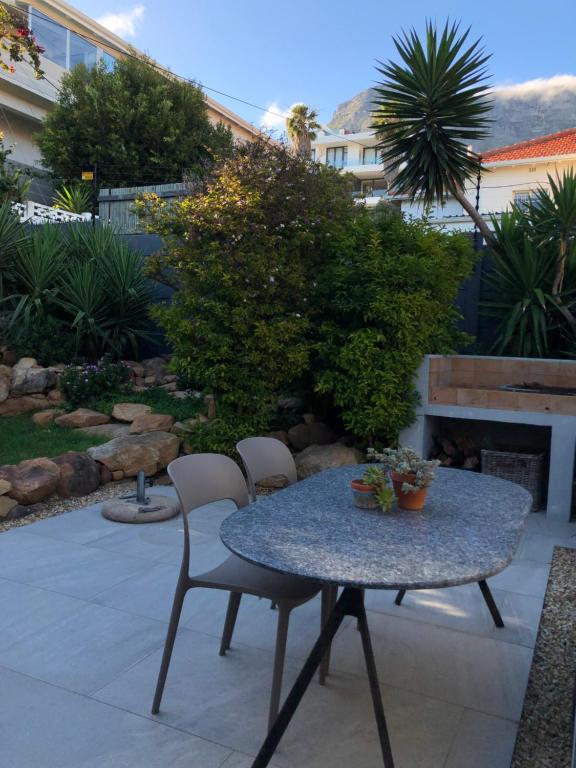 Bradwell Views room 2