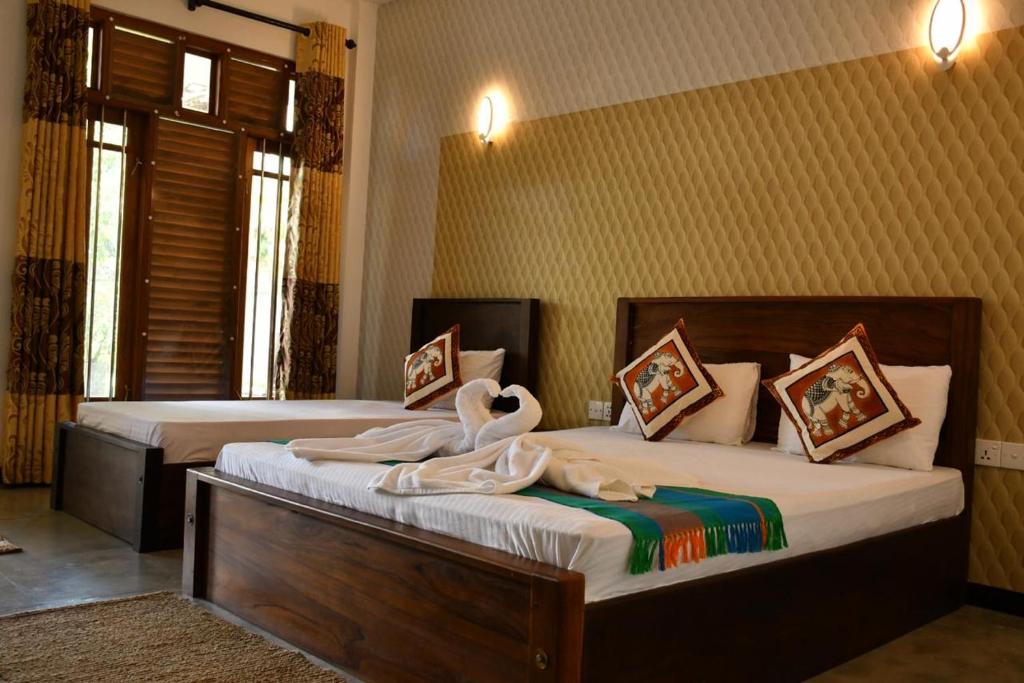 Buddika Safari & Resort room 4