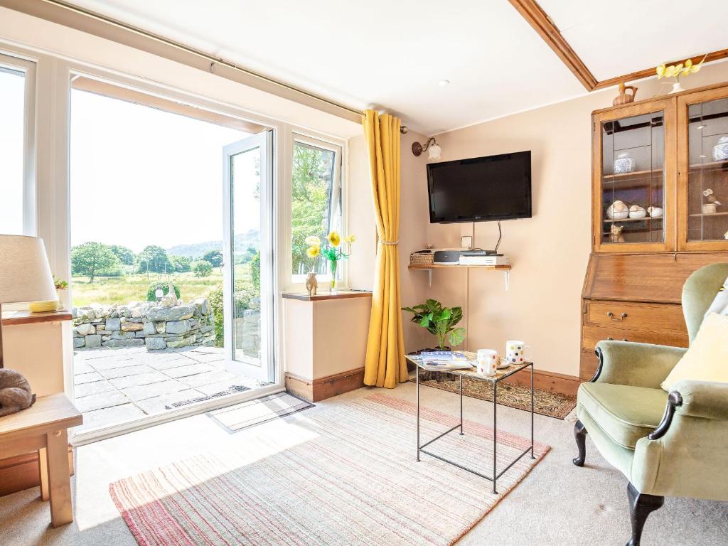 Bwthyn Y Wennol room 4