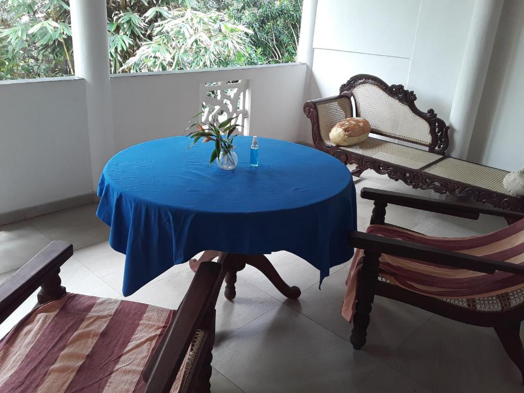 C-Lanka Guest House room 3