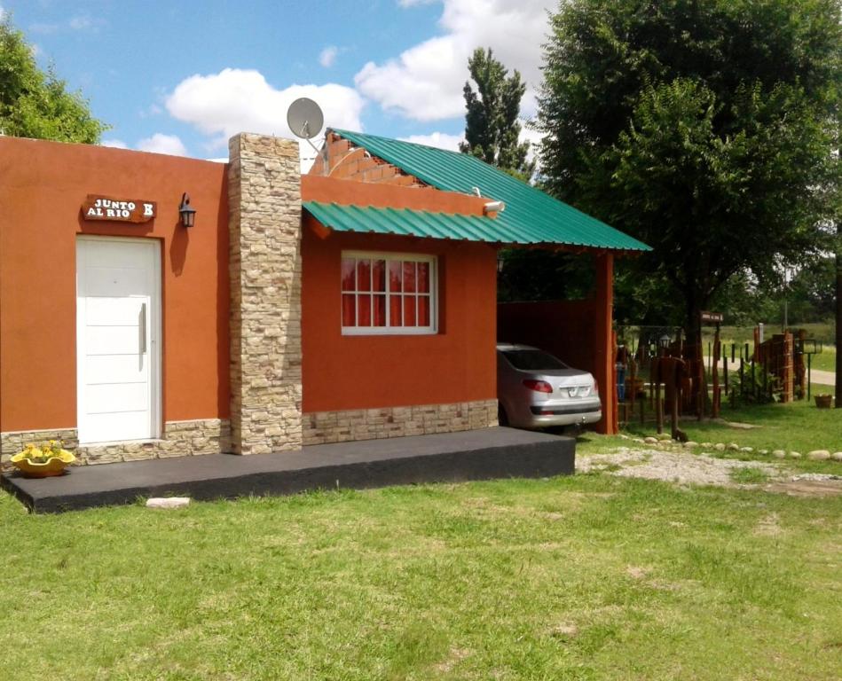 Cabañas Junto al Río room 3
