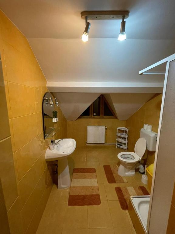 Cabanele FreeMont room 4