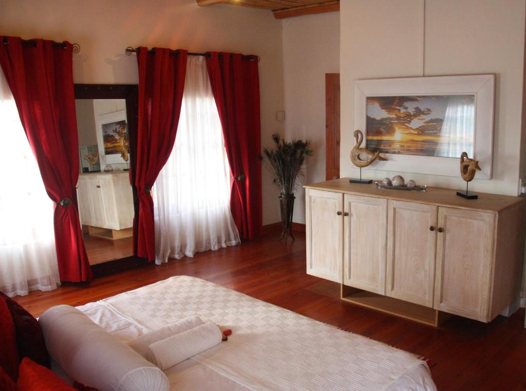 Calais Wine Estate room 3