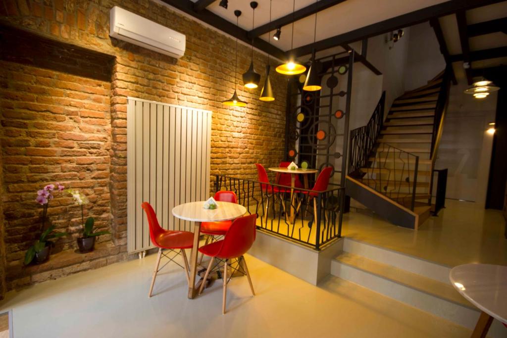 Calanthe Residence room 4