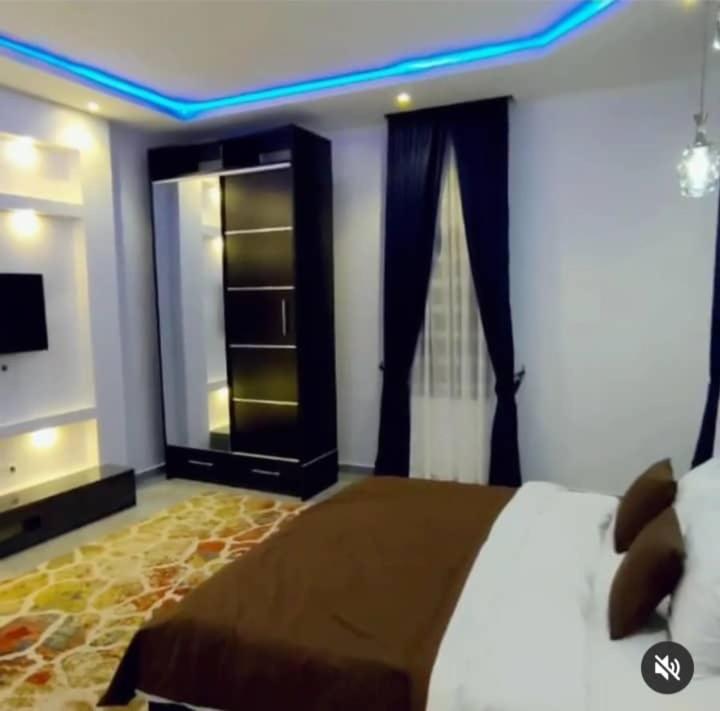 Callari 2 Apartments room 1