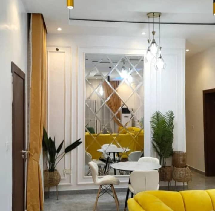 Callari 2 Apartments room 2