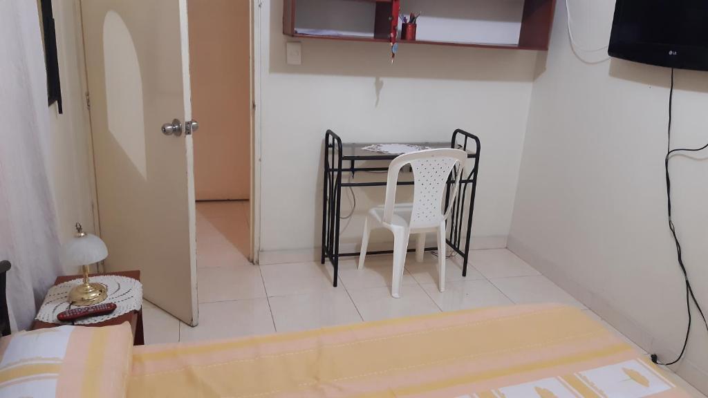 Cambulos 2 room 6