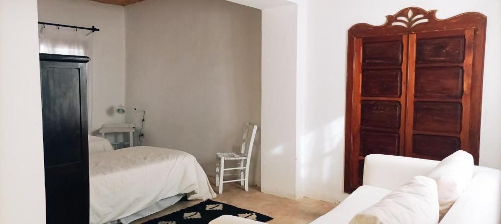 CASA ATELIER room 2