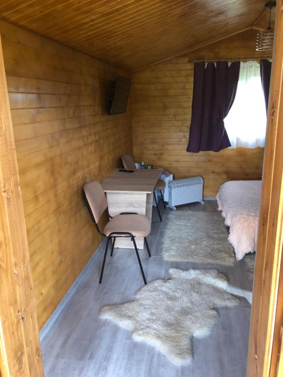 Casa Fericirii room 6