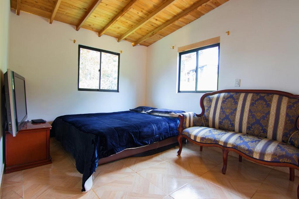 Casa Floreser room 3