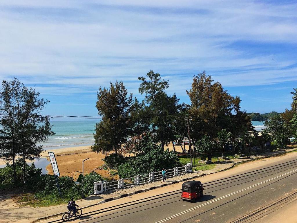 Ceylon Surf Guest and Restaurant room 4